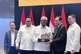 406 ribu investor berpartisipasi dalam IPO Merdeka Gold Resources