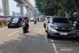 Dishub kerahkan petugas atur lalu lintas di sekitar sekolah Rawamangun