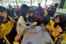 Penyandang disabilitas dilibatkan dalam daur ulang baju bekas 