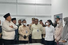 DPR RI cek SPPG dampak ratusan siswa keracunan di Garut