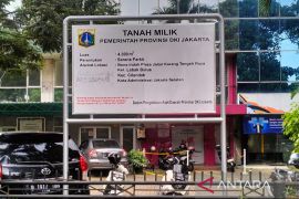 DKI kemarin, parkir liar di lahan pemprov hingga macet di Tol Kota
