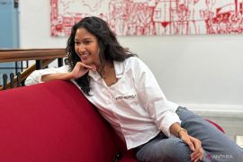 Claresta: Penting bagi perempuan bijak ambil keputusan dalam hidup