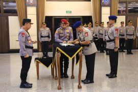 Kapolri pimpin sertijab Kabaintelkam dan Dankorbrimob