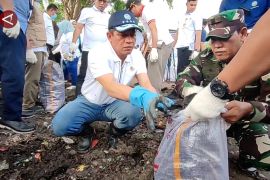 Menteri LH ajak semua pihak kurangi beban TPA