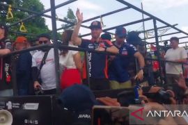 Parade pembalap MotoGP di NTB dipadati ribuan masyarakat