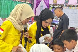 UI edukasi PHBS ke siswa di Jakarta lewat permainan ular tangga