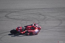 Sesi practice MotoGP Mandalika diwarnai insiden Marc Marquez terjatuh