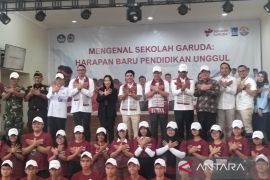 Wamenkes: Pemerintah pusat sediakan dana abadi untuk Sekolah Garuda