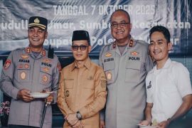 Kapolda Sulbar meluncurkan operasional SPPG di Polewali Mandar