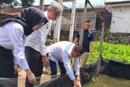 Rutan Baturaja tebar 4.000 bibit ikan lele di lahan SAE