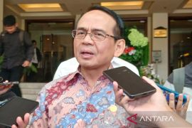 OJK siapkan penyesuaian empat aturan demi hapus usaha gadai ilegal
