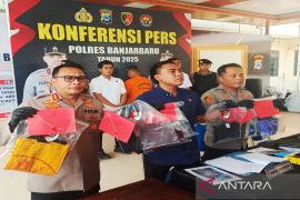 Gadis belia dan kekasih buang bayi hasil hubungan gelap di Banjarbaru