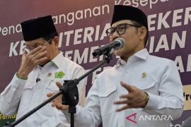 Cak Imin ungkap alasan pemerintah bantu bangun Al Khoziny pakai APBN