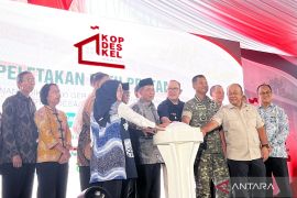 Pemerintah percepat pembangunan gerai dan gudang Kopdes Merah Putih