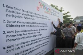 Ribuan santri sepakati petisi bangun negeri dalam Santri Land Festival
