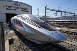 Kereta peluru tercepat di dunia melesat hingga 453 km/jam pada tahap uji coba