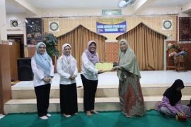 Kantor Pertanahan Kota Yogyakarta santunianak yatim di Panti Asuhan Yatim Putri Islam