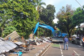 Jaksel tertibkan kios Pasar Barito untuk bangun Taman Bendera Pusaka