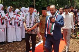 Wakil Ketua MPR menegaskan tidak ada unsur radikalisme di pesantren