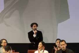 Reza Rahadian cerita adegan kunci film 