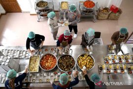 Cegah keracunan siswa, hidangan MBG di Banda Aceh dites cepat kandungan zat berbahaya