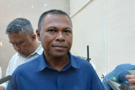 Dinkes: Waspada paparan mikroplastik dari air hujan