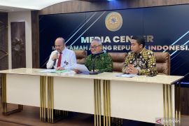 Ikahi: Hakim Khamozaro diteror telepon sebelum rumah kebakaran