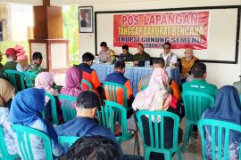 BNPB larang warga berwisata di kawasan  terdampak erupsi Semeru