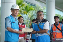 PLN UID Kalselteng berangkatkan tim relawan kelistrikan ke Aceh