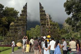 Kementerian Pariwisata lakukan penataan terhadap operasional OTA