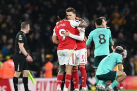 Arsenal menang dramatis 2-1 atas Wolves