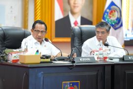 Mendagri minta gubernur menetapkan upah minimum 2026 pada 24 Desember 2025