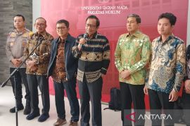 Mahfud menegaskan Komisi Reformasi Polri bukan bertugas selesaikan kasus