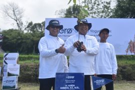 Telkom Indonesia tanam 500 pohon produktif di lereng Merapi Sleman