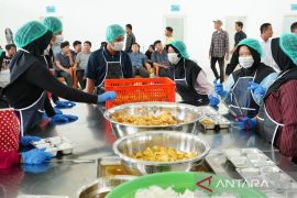 Pemerintah optimistis sebanyak 1,5 juta tenaga kerja dapat terserap lewat SPPG