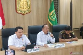 Kejagung menyatakan pencopotan Eddy Sumarman merupakan langkah preventif