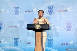 Istana menjelaskan alasan Prabowo mengabsen ketum parpol saat retret