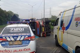 Satu tewas dalam kecelakaan tunggal di Tol Padaleunyi KM 152