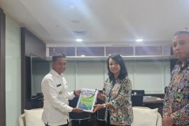 Bupati Kampar Temui Kementerian PU Ajukan Pembangunan Empat Ruas Jalan Strategis