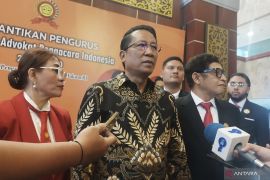 Menkum akan cek isu pelaporan komika Pandji Pragiwaksono ke polisi