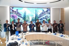 Kemdiktisaintek gandeng kampus dan industri perkuat riset industri