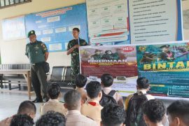 Kodim 1015/Sampit sambangi sekolah jaring calon tentara