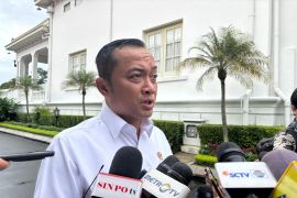 Prabowo membahas solusi kekurangan 100 ribu dokter di pertemuan rektor