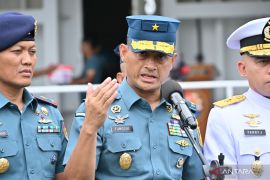 Kapal perang baru TNI AL, KRI Prabu Siliwangi-321 tiba di Indonesia