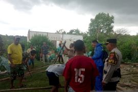 BMKG: Angin kencang di Kupang disebabkan oleh siklon 97S