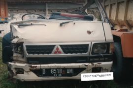 Satu pelaku tewas kecelakaan saat bawa mobil curian