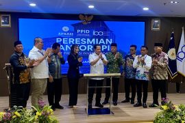 Mendagri Tito resmikan pusat promosi investasi daerah di Batam