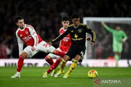 Arsenal di puncak klasemen fase Liga Champions