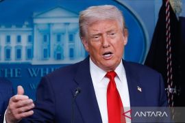 Trump dibujuk sekutunya urungkan niat serang Iran