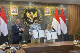 Indonesia-Belanda perluas kerja sama pembersihan sungai dengan interceptor